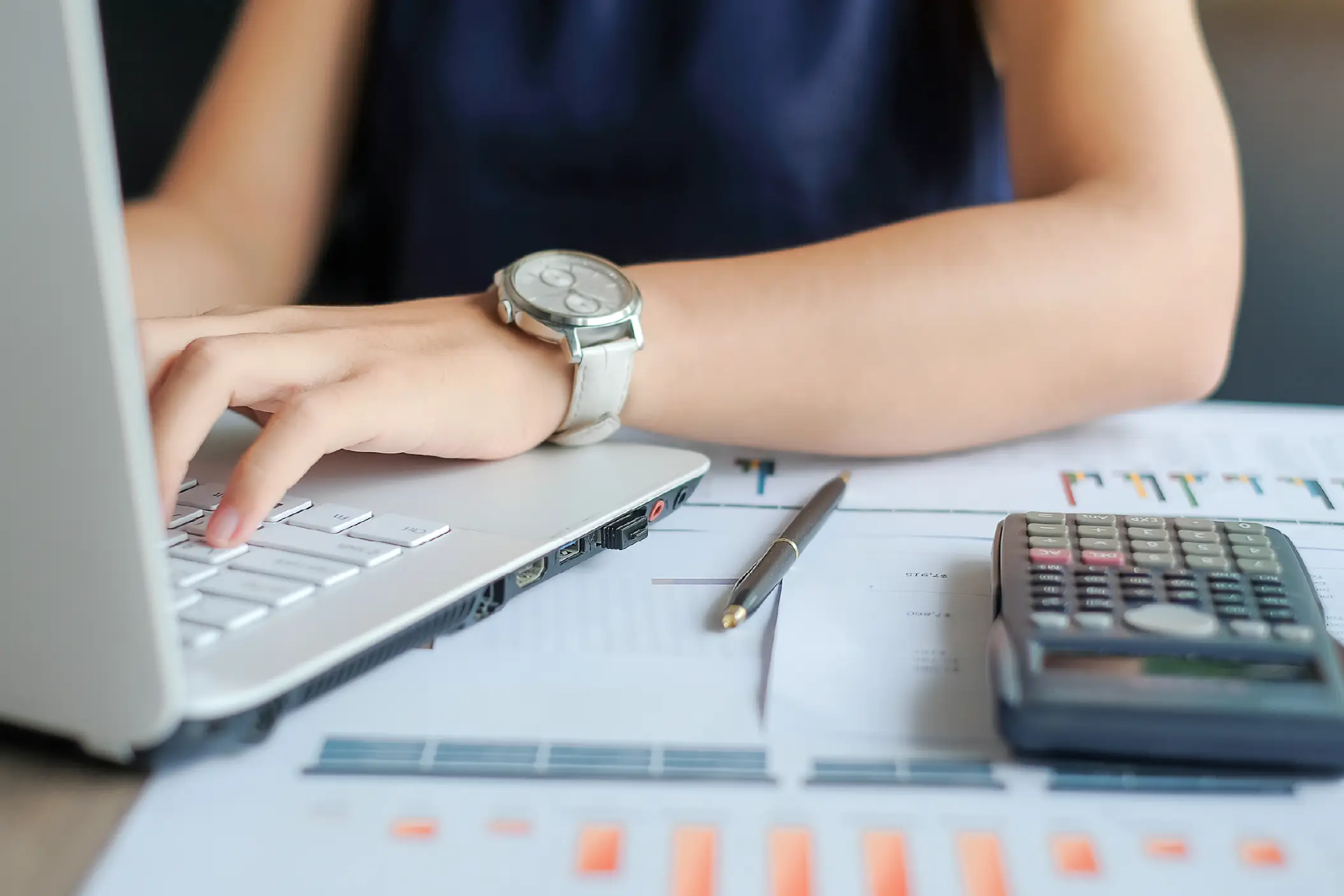 GESTIÓN DE DESCANSOS OBLIGATORIOS: IMPACTO EN NÓMINA, ASISTENCIA Y PRODUCTIVIDAD